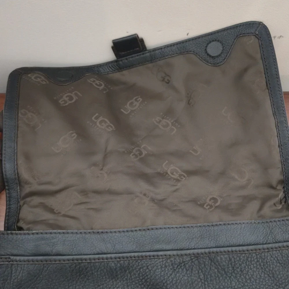 UGG Messenger Bag Black UGG Australia Western Satchel Leather Outback